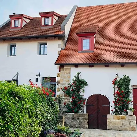 Apartment Lovely In A 18th Century Manor *