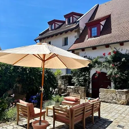 Apartment Lovely In A 18th Century Manor Rattelsdorf