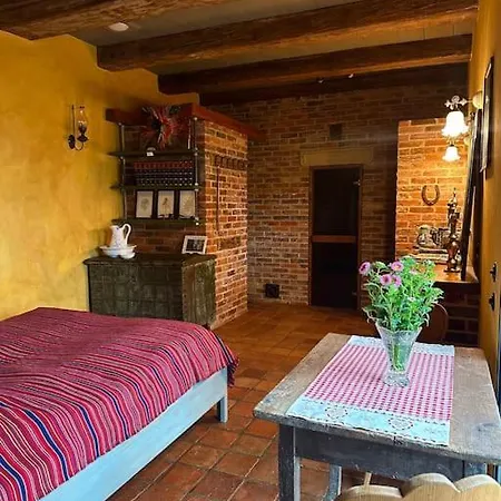 Lovely In A 18th Century Manor Apartment *