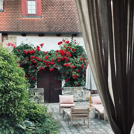 Lovely In A 18th Century Manor *
