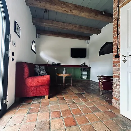 Lovely In A 18th Century Manor Apartment Rattelsdorf